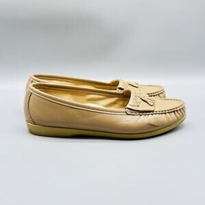 SAS Shoes Womens 9 Wide Beige Leather Tassel Loafer Moccasins Slip On Comfort